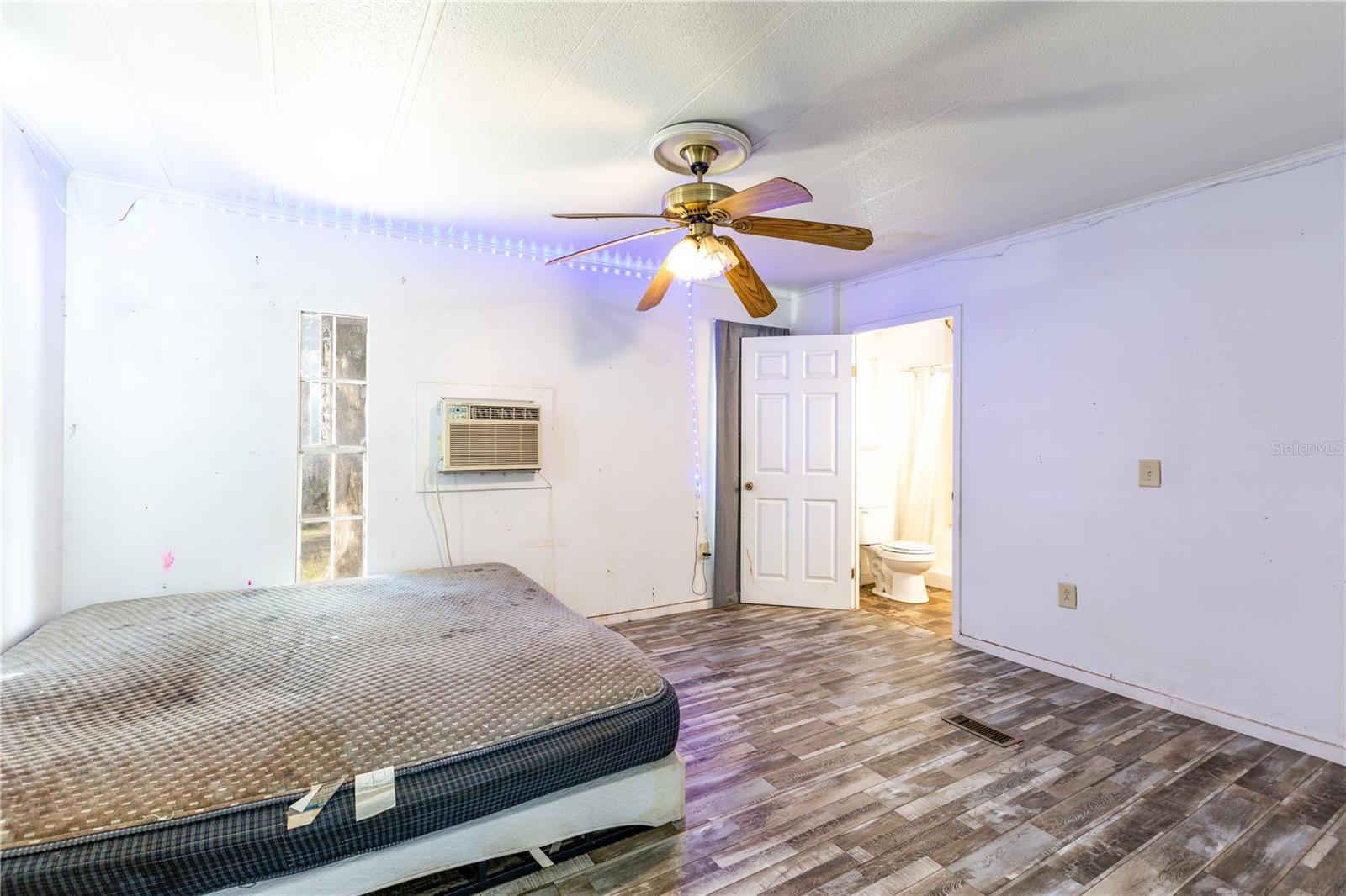 Image 11 of 40 For 576 Mayhall Terrace