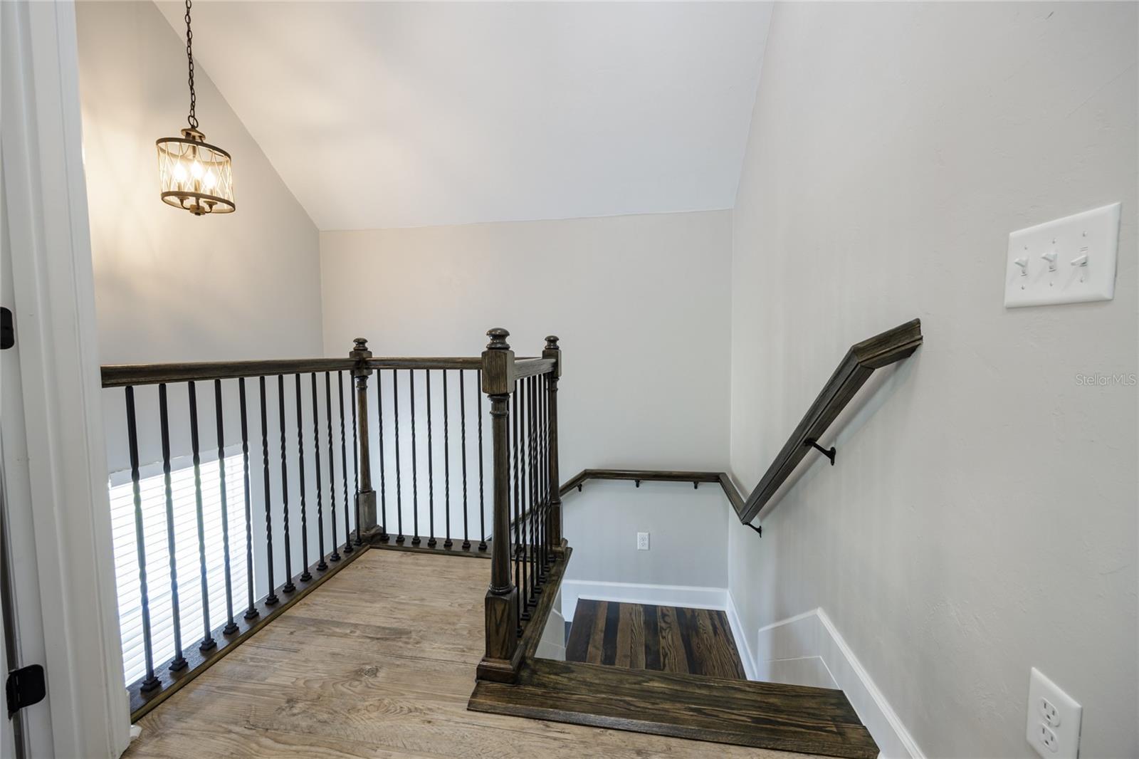 Image 20 of 42 For 11904 Cedar Drive