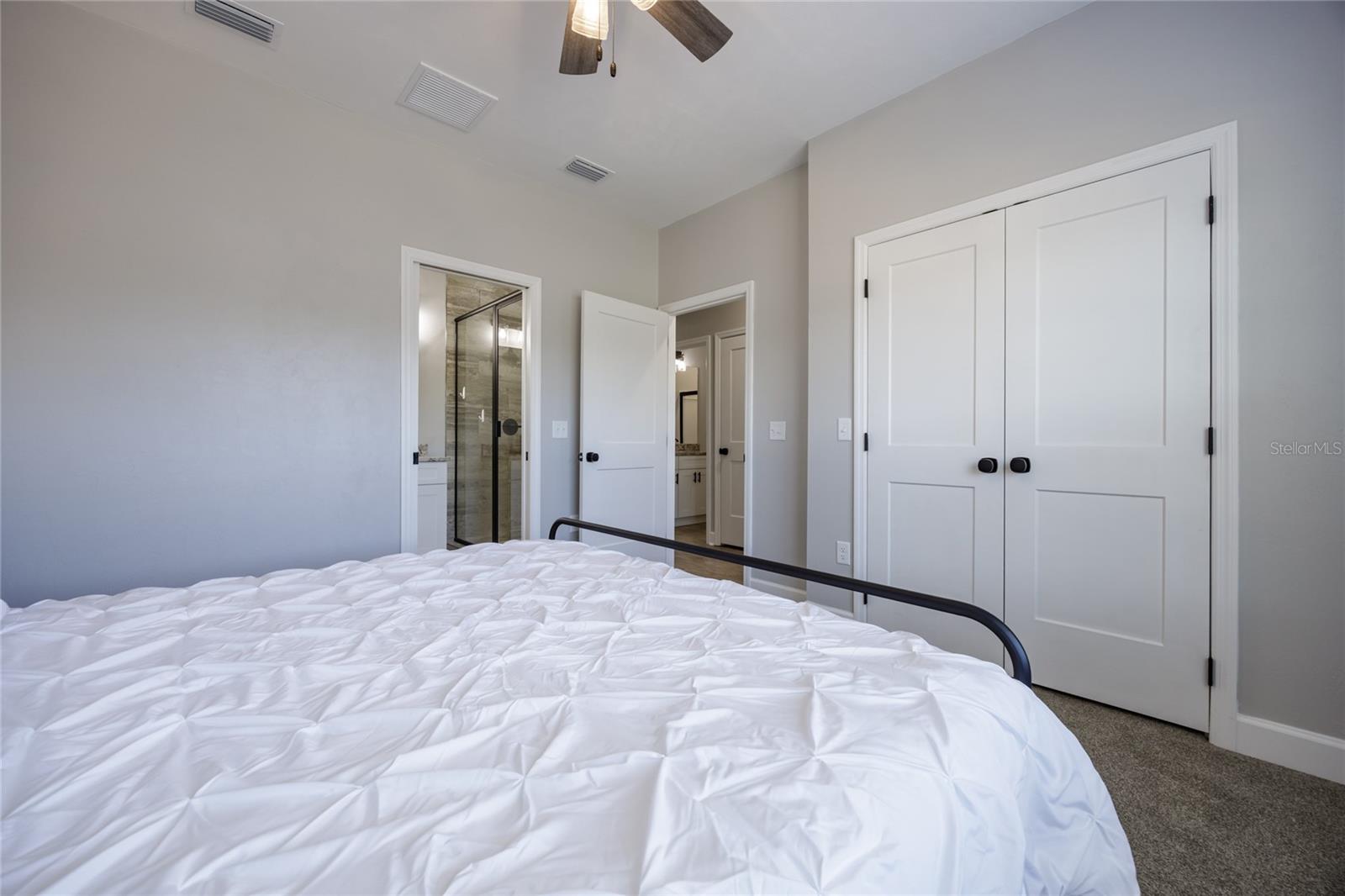 Image 25 of 42 For 11904 Cedar Drive