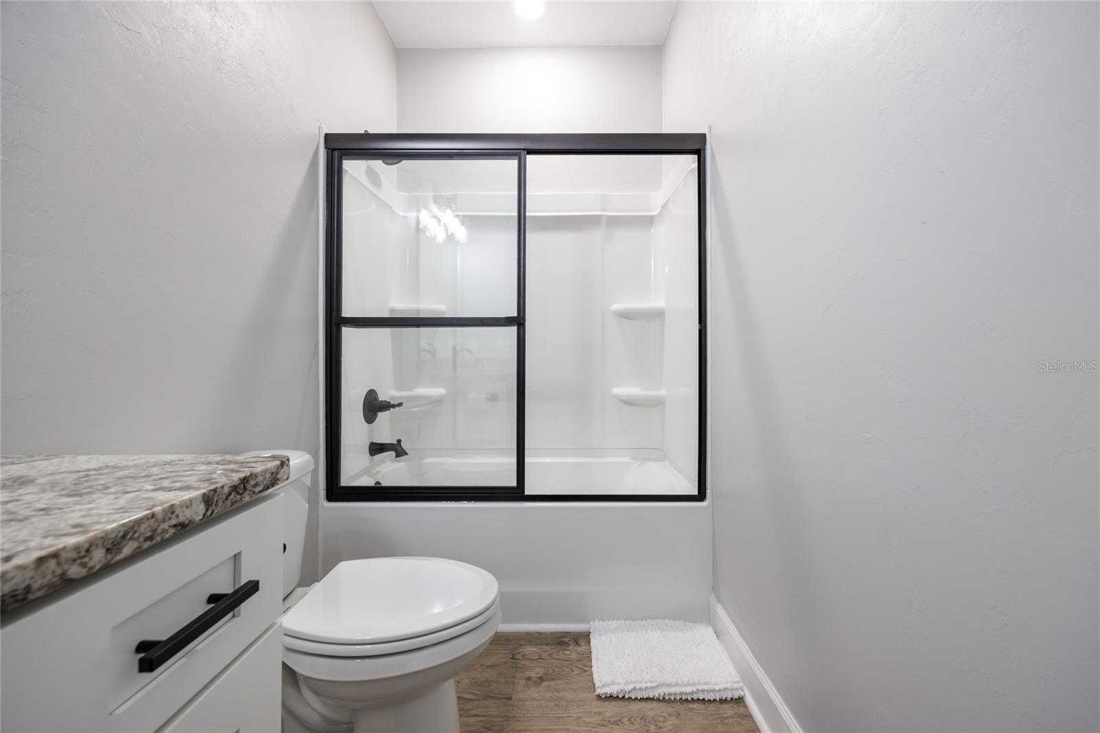 Image 33 of 42 For 11904 Cedar Drive