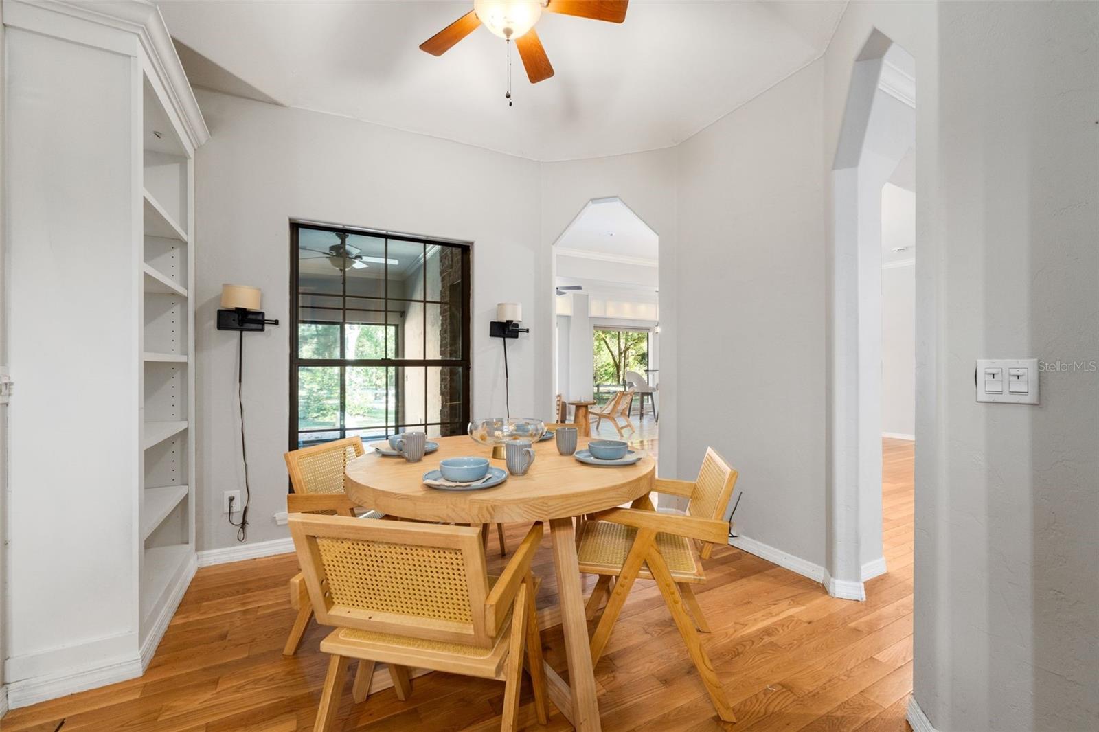 Image 13 of 56 For 21328 165th Avenue