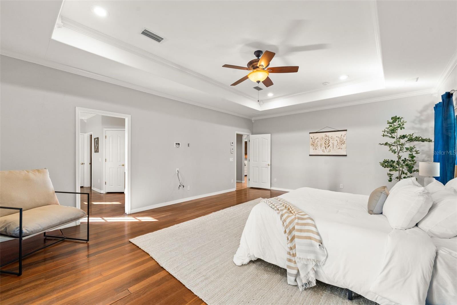 Image 21 of 56 For 21328 165th Avenue