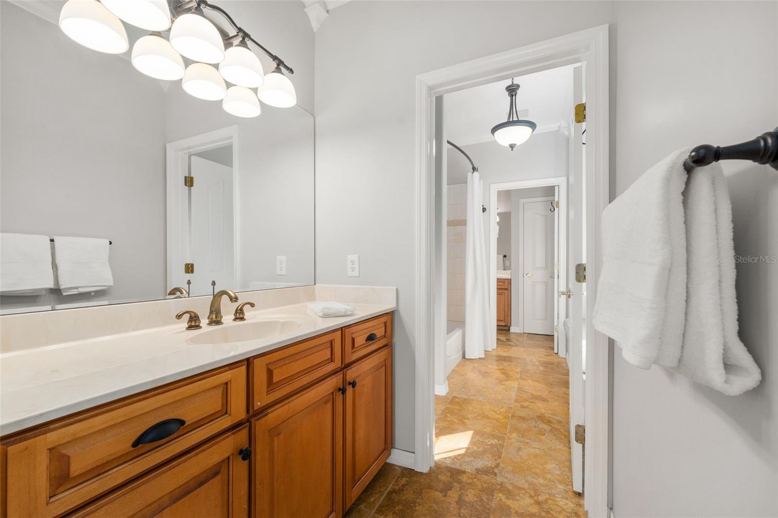 Image 27 of 56 For 21328 165th Avenue