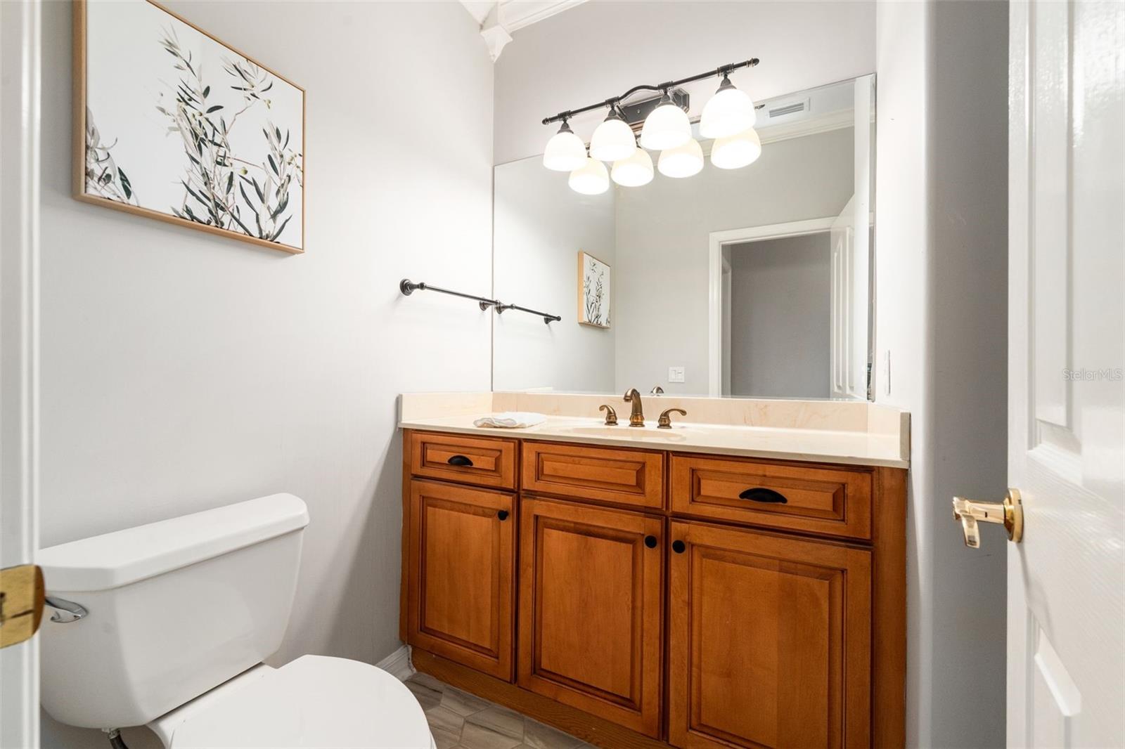 Image 33 of 56 For 21328 165th Avenue