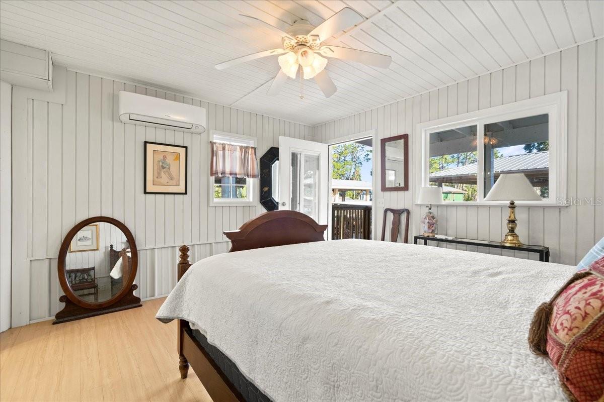 Image 32 of 60 For 159 245th Street