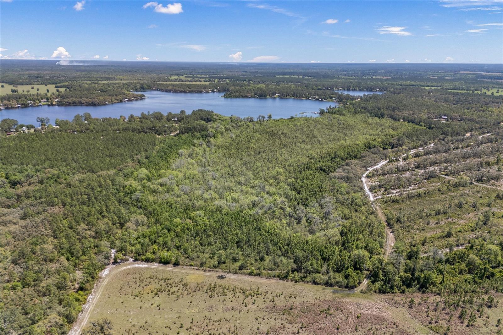 Image 11 of 12 For Star Lake Court