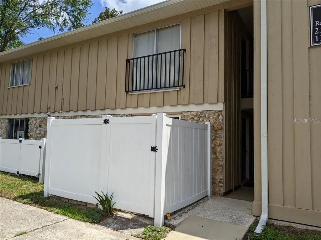 Image 26 of 31 For 507 39th Road 112