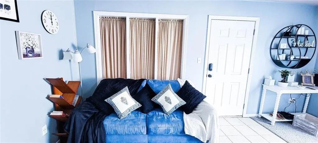 Image 6 of 31 For 507 39th Road 112