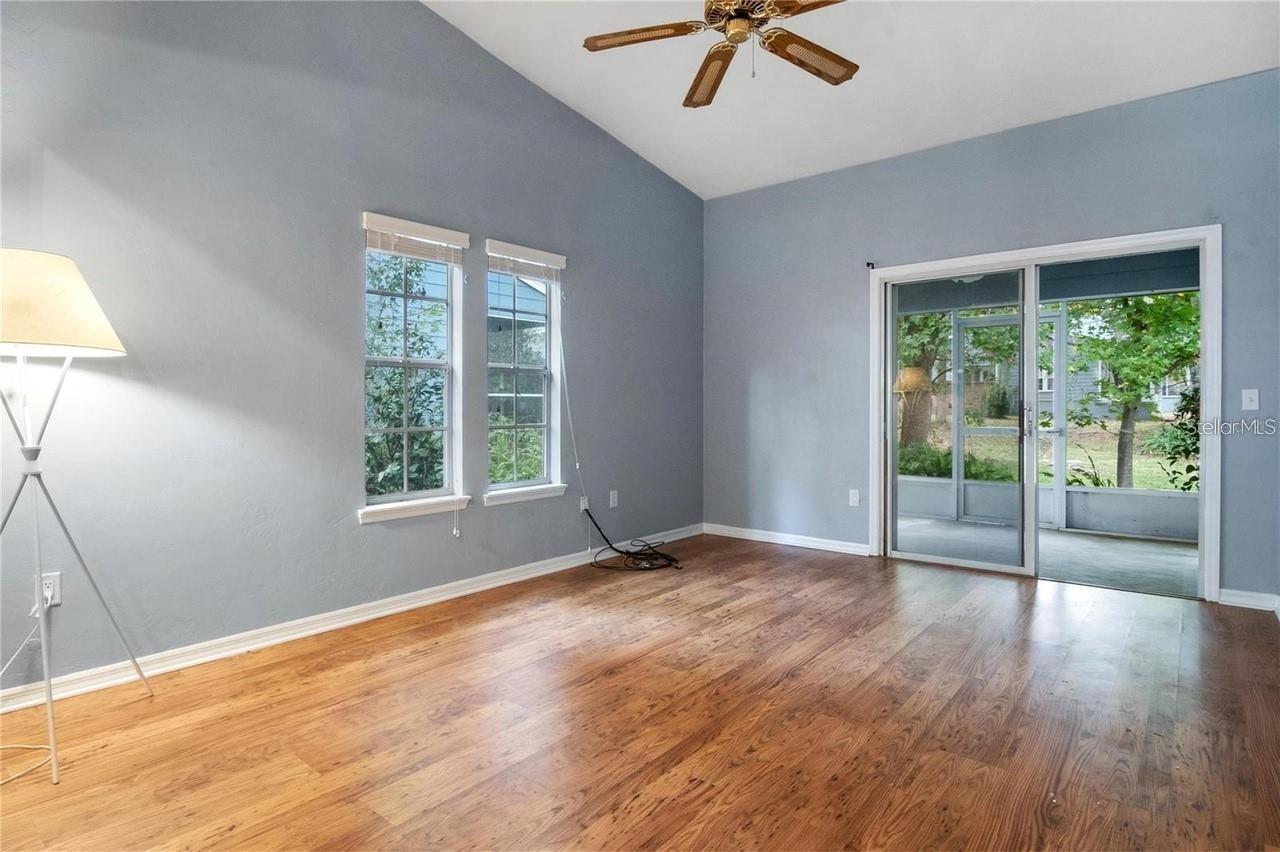 Image 3 of 11 For 431 50th Boulevard K