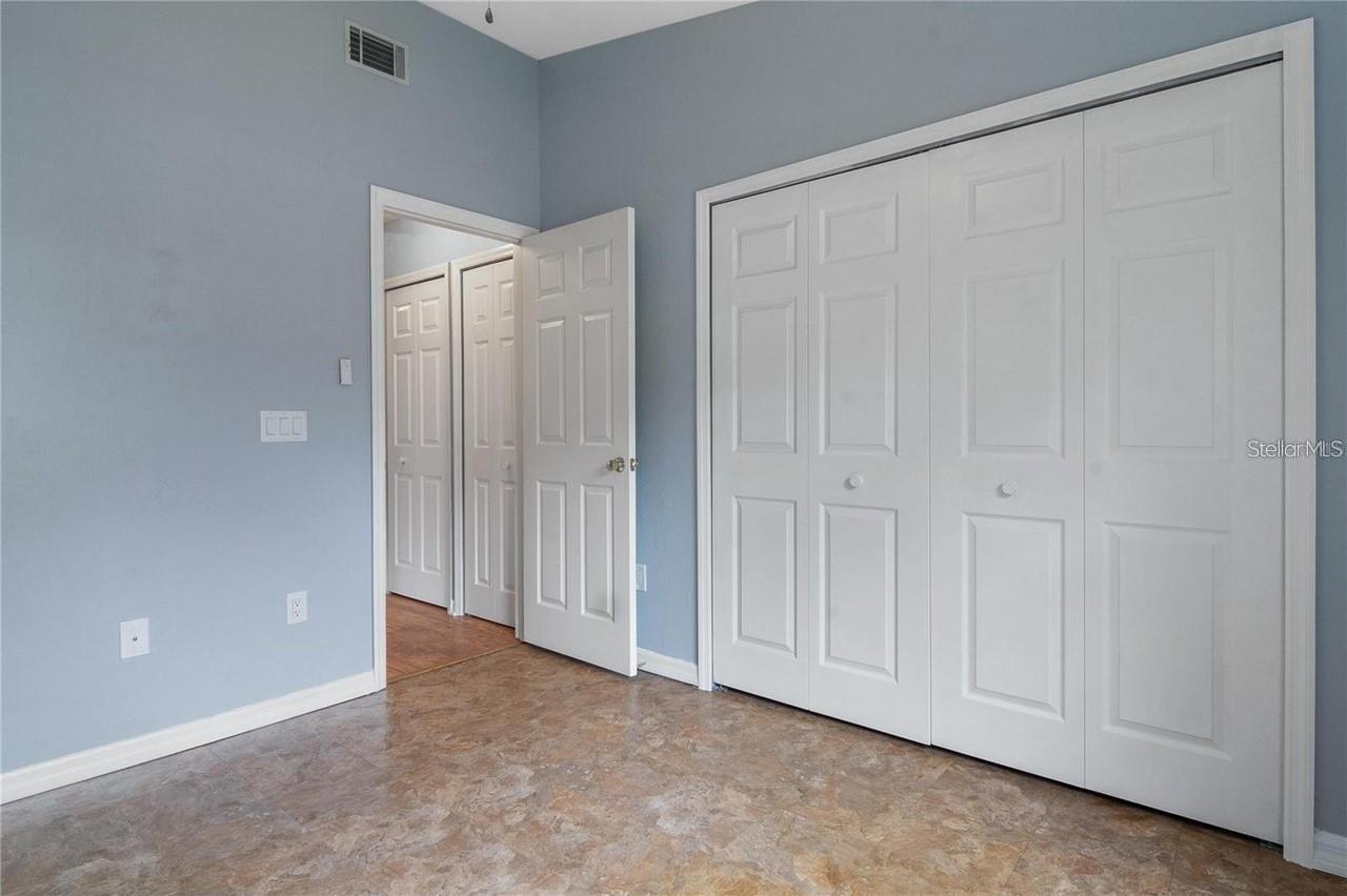 Image 8 of 11 For 431 50th Boulevard K