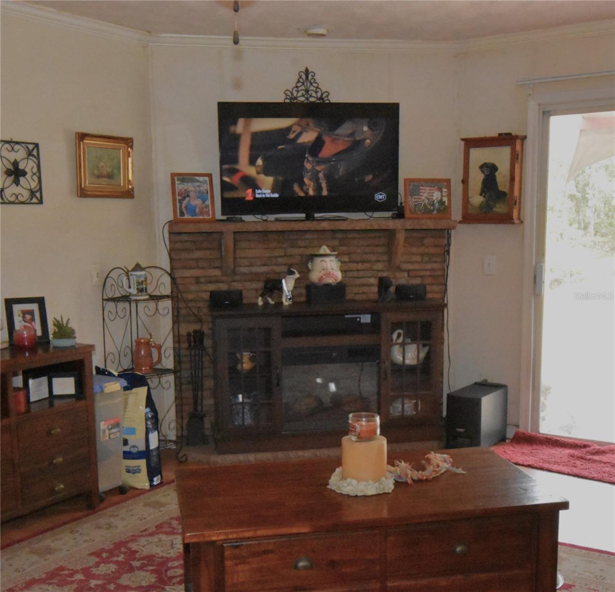 Image 17 of 63 For 126 Terrell Street