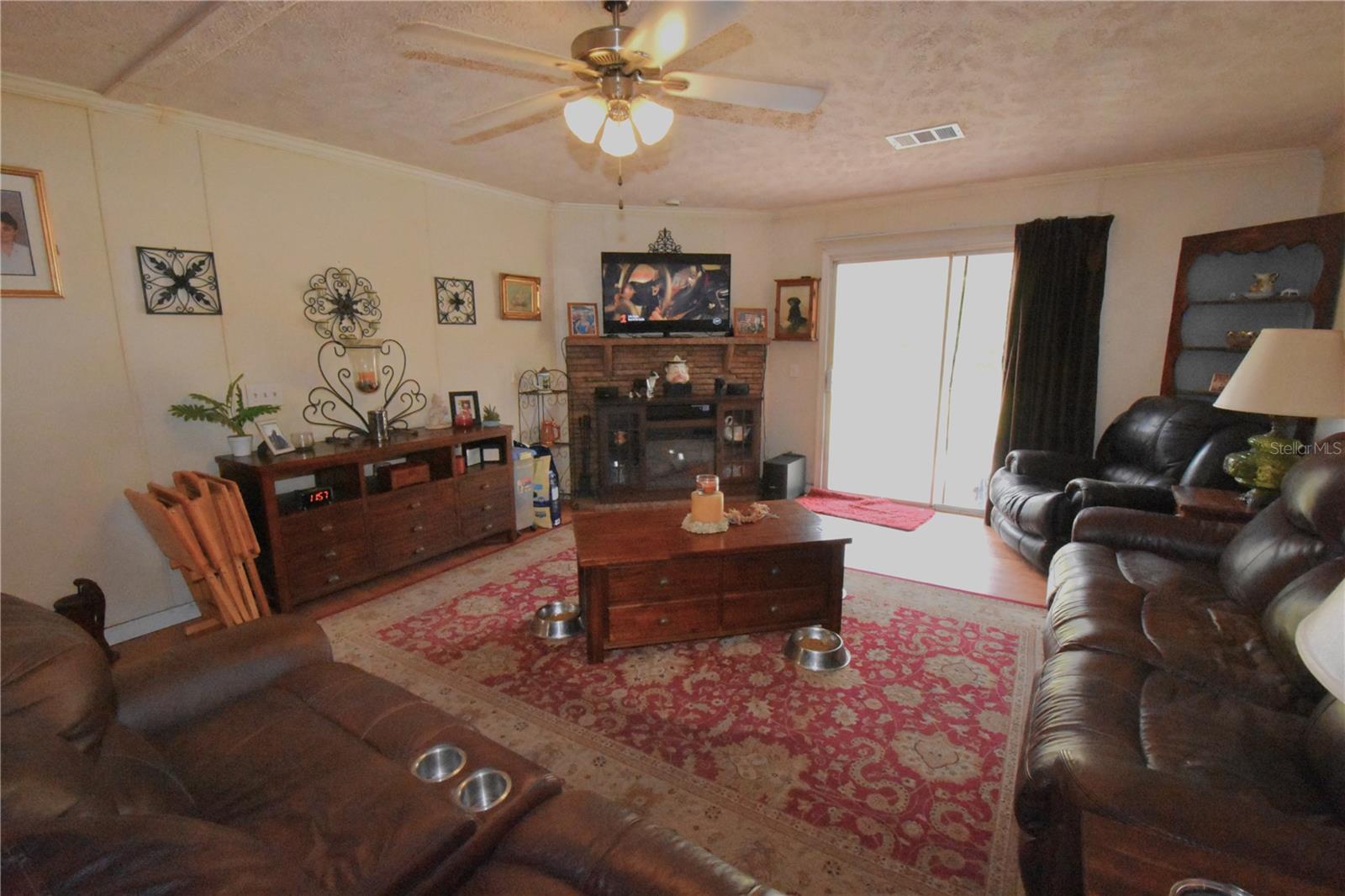 Image 22 of 63 For 126 Terrell Street