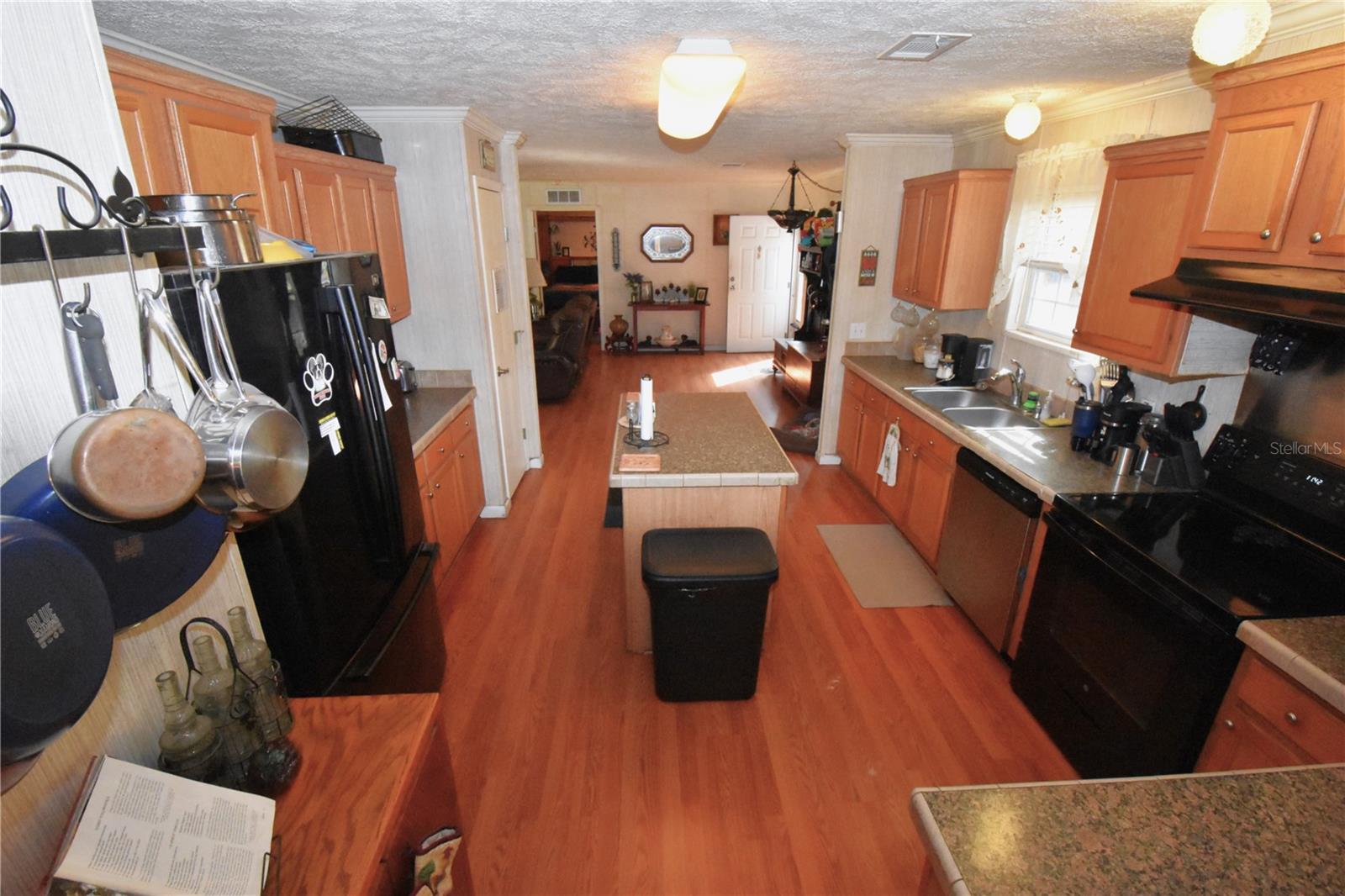 Image 3 of 63 For 126 Terrell Street