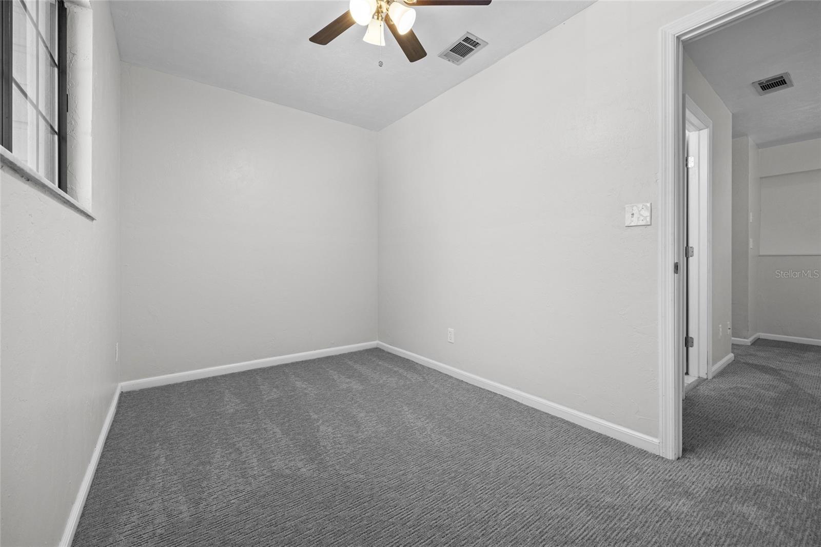 Image 10 of 24 For 7018 52nd Terrace