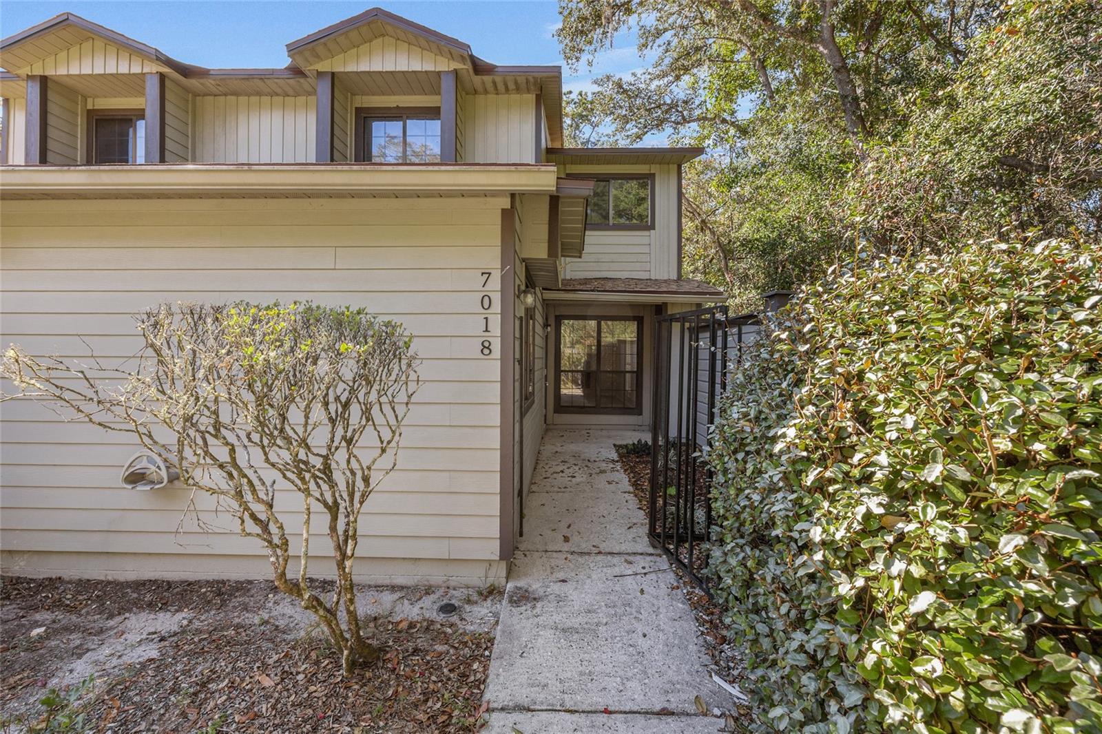 Image 2 of 24 For 7018 52nd Terrace