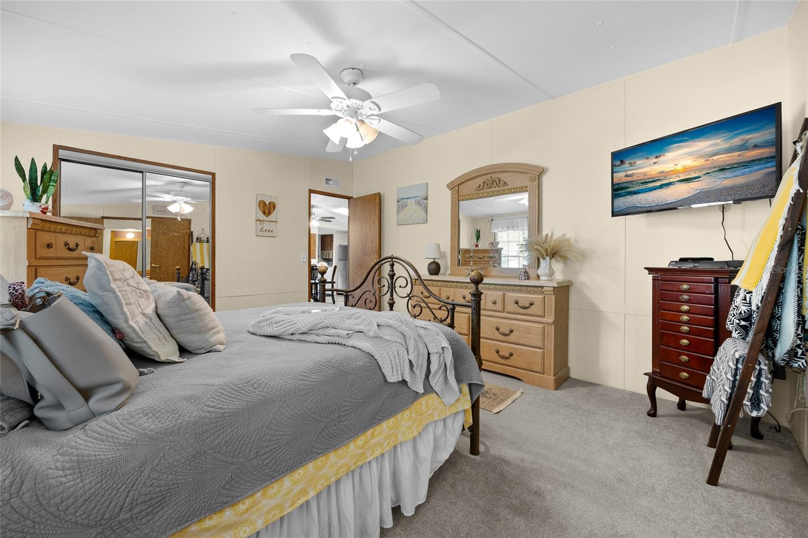 Image 14 of 35 For 3639 80th Avenue