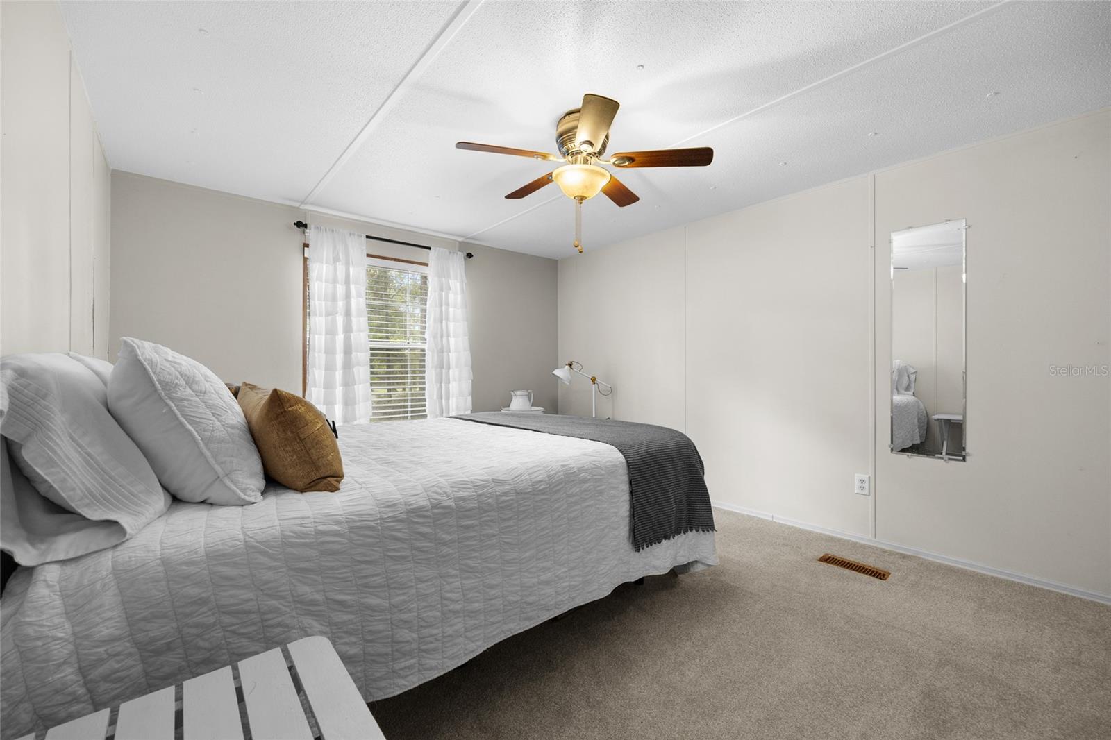 Image 18 of 35 For 3639 80th Avenue