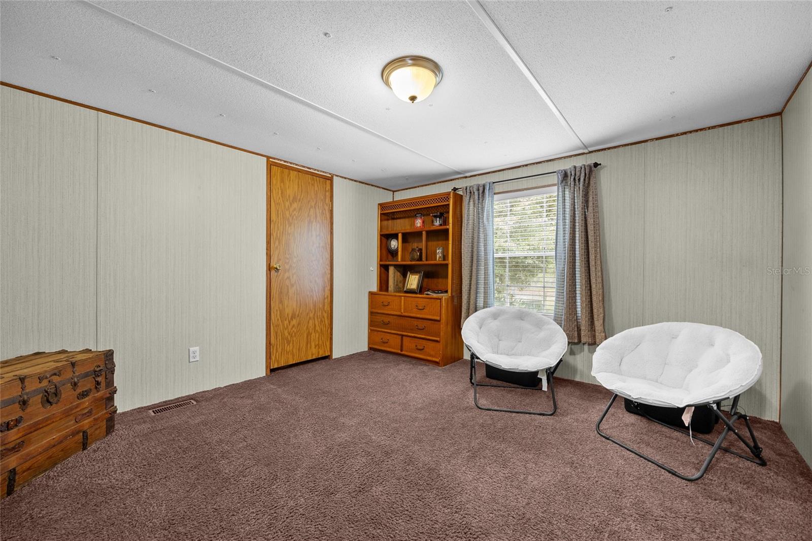 Image 21 of 35 For 3639 80th Avenue