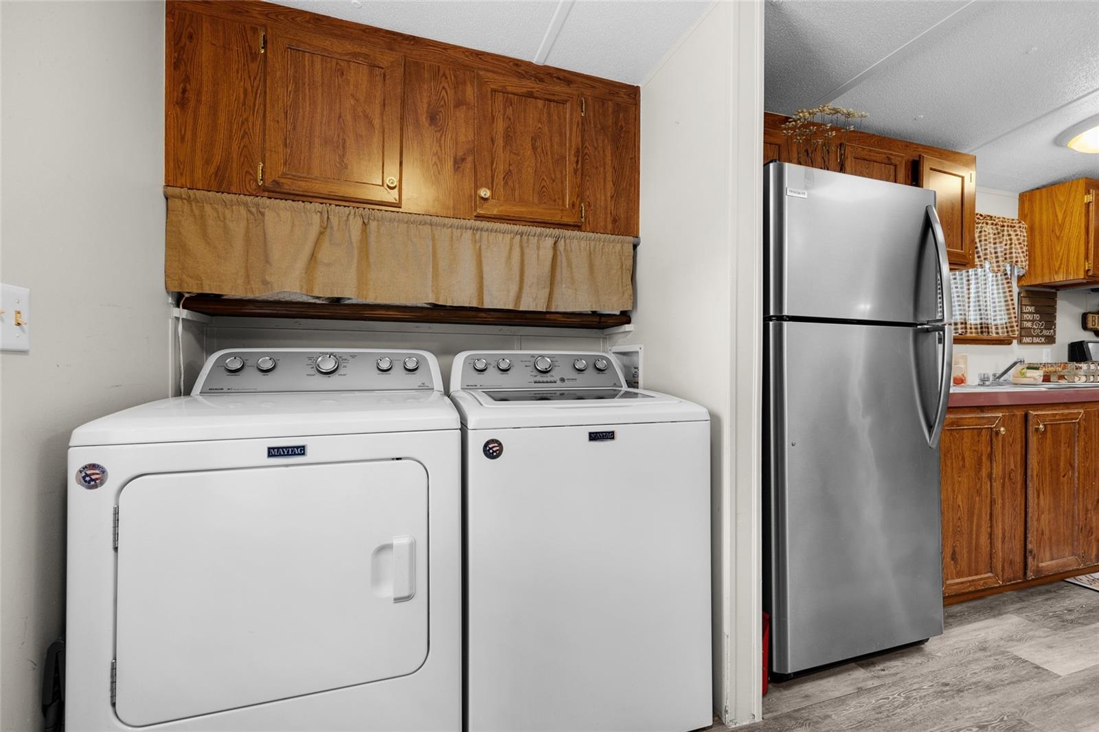 Image 23 of 35 For 3639 80th Avenue