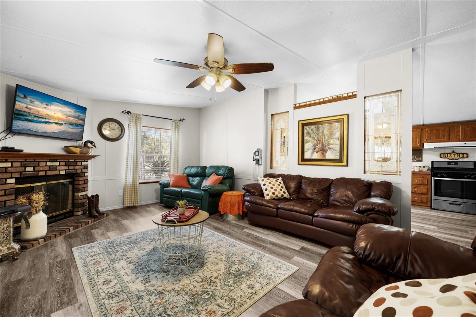 Image 5 of 35 For 3639 80th Avenue