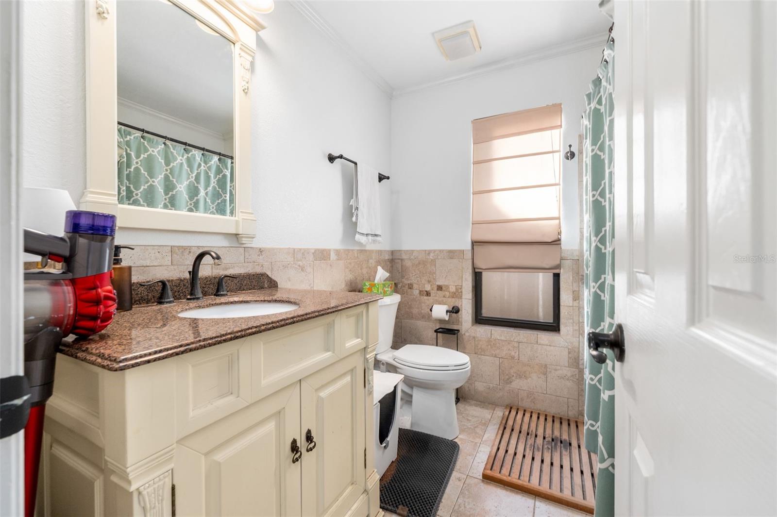 Image 25 of 36 For 1018 82nd Terrace