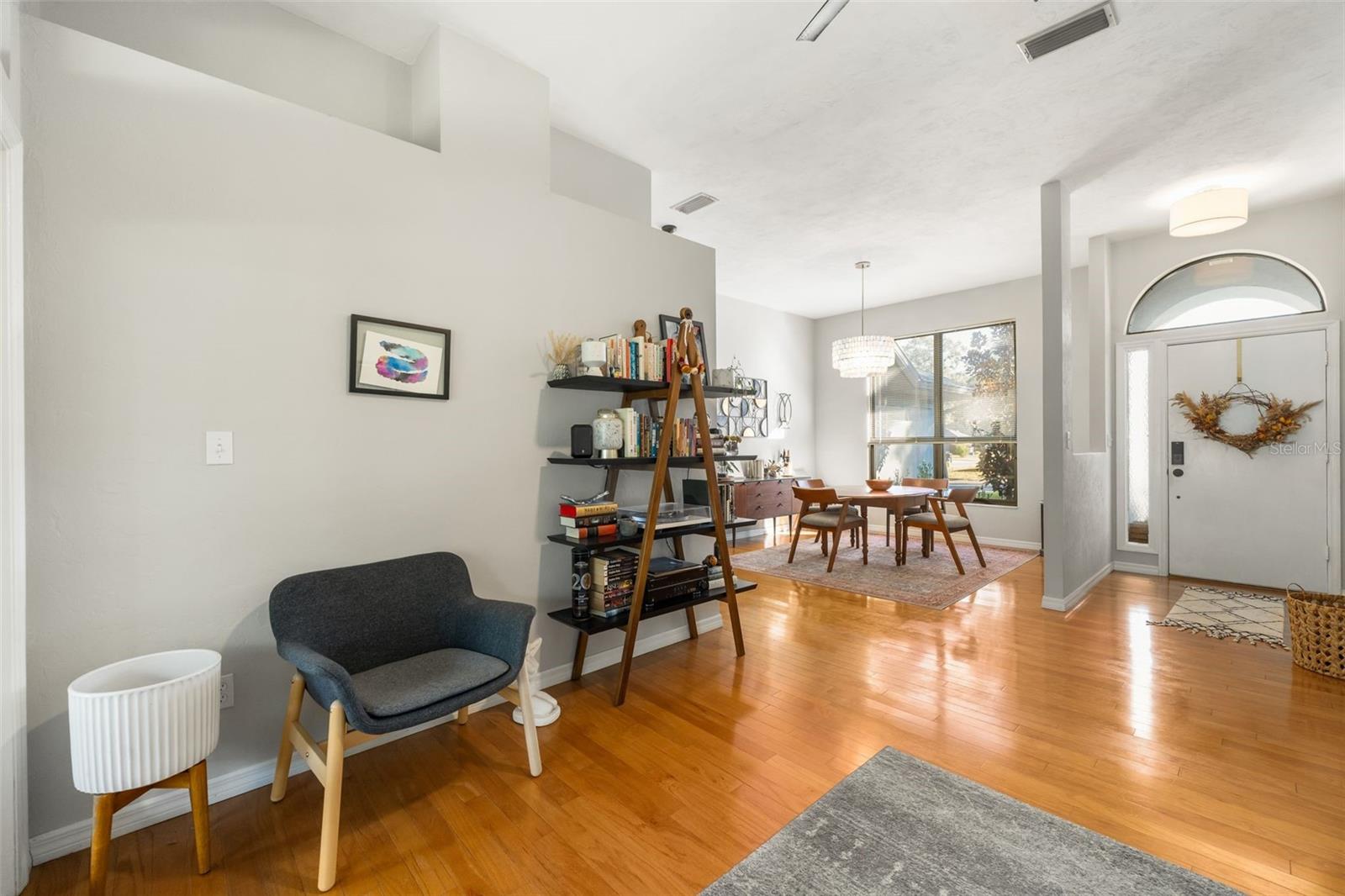 Image 5 of 36 For 1018 82nd Terrace