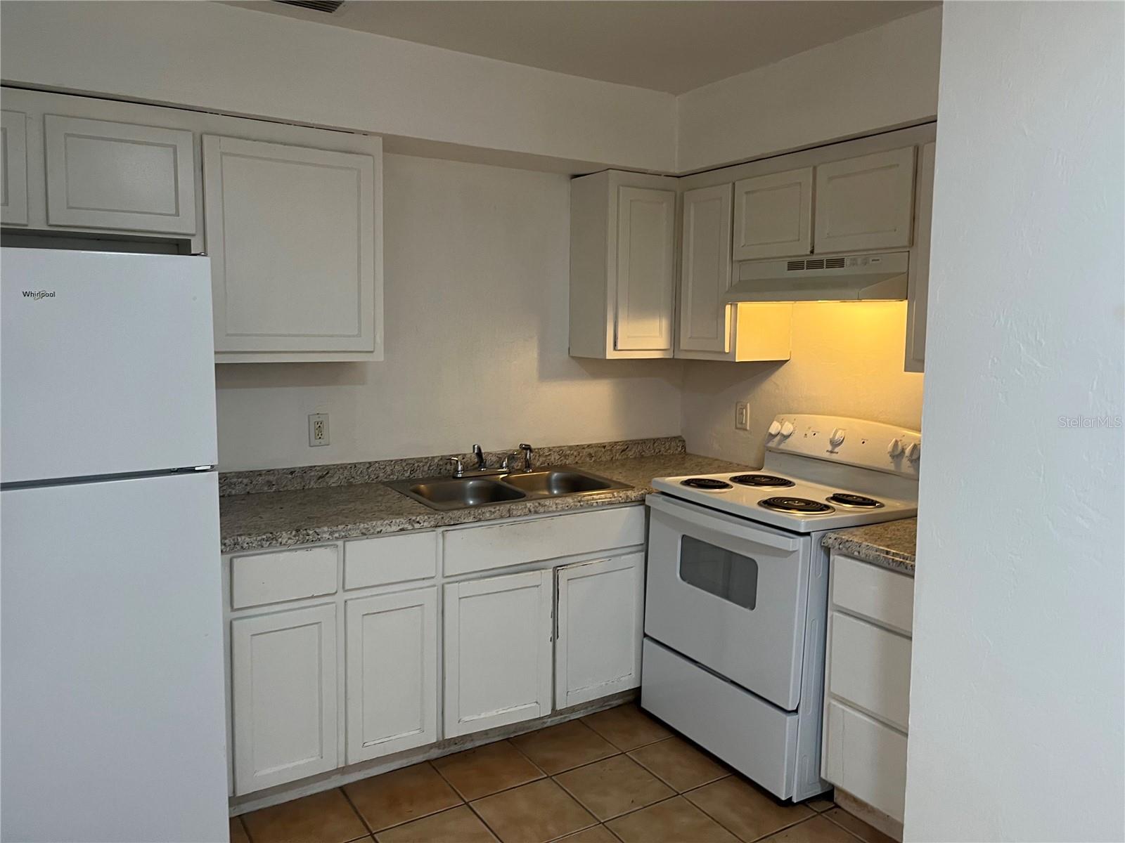 Image 2 of 7 For 2629 31st Place 1