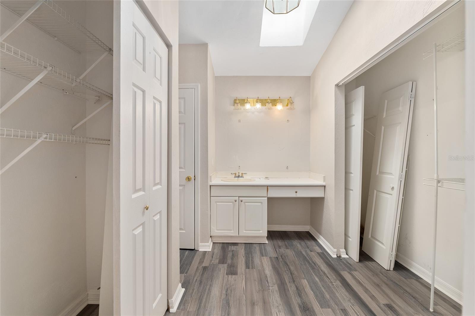 Image 14 of 32 For 1135 12th Avenue