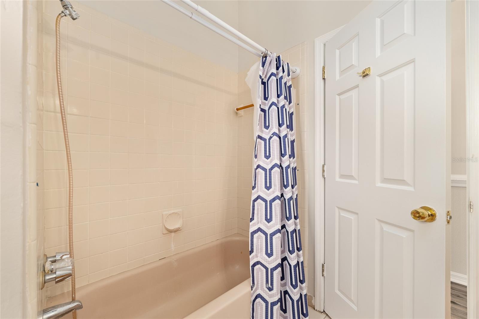 Image 19 of 32 For 1135 12th Avenue