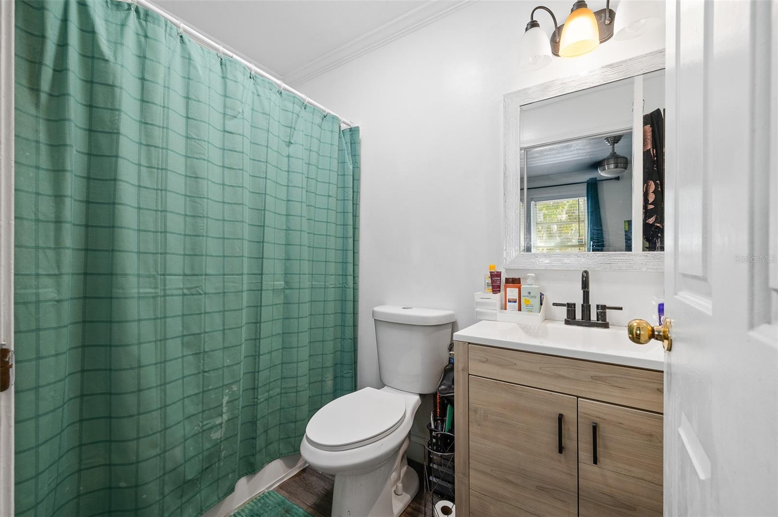 Image 17 of 20 For 2905 Archer Road O-5007