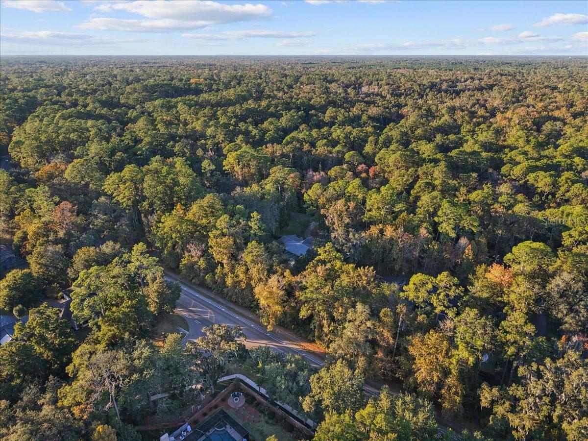 Image 42 of 49 For 5609 53rd Court