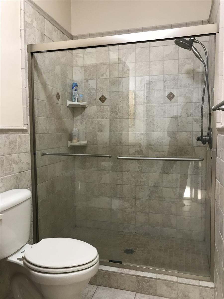 Image 10 of 23 For 13200 Newberry Road 101