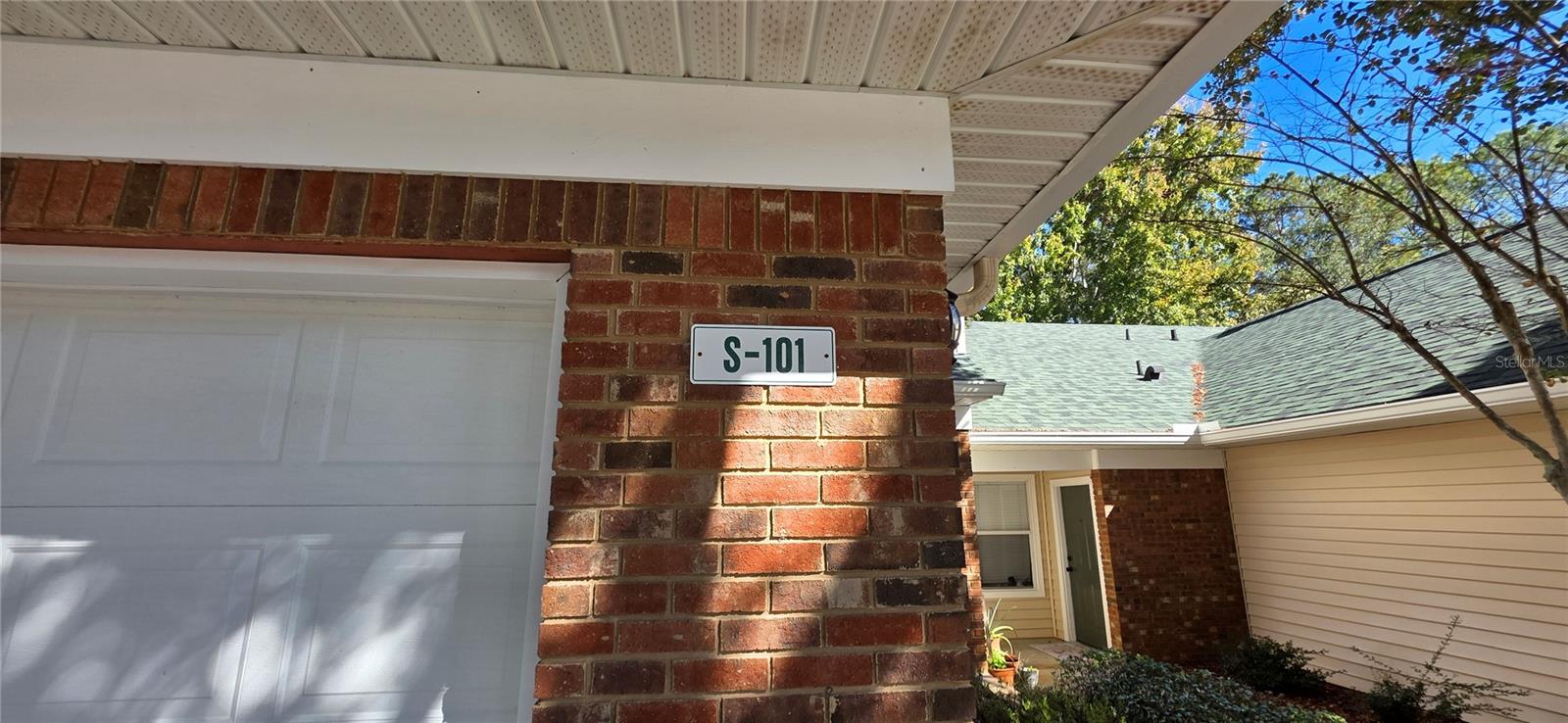 Image 2 of 23 For 13200 Newberry Road 101