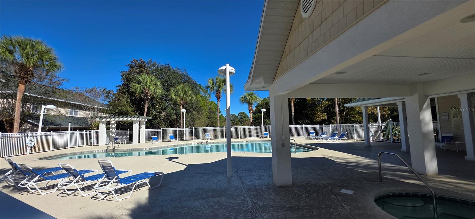 Image 21 of 23 For 13200 Newberry Road 101