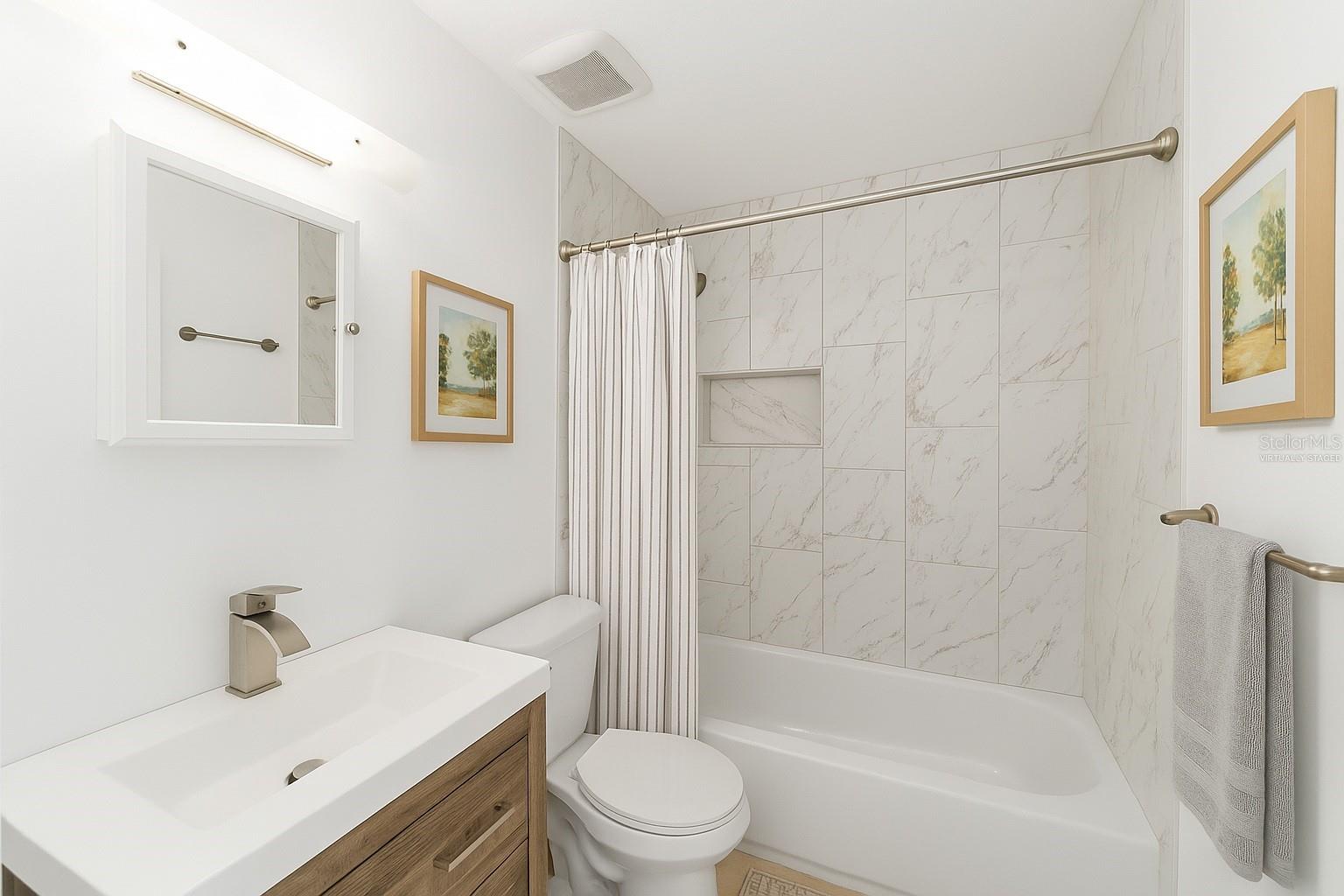 Image 19 of 35 For 16305 118th Place