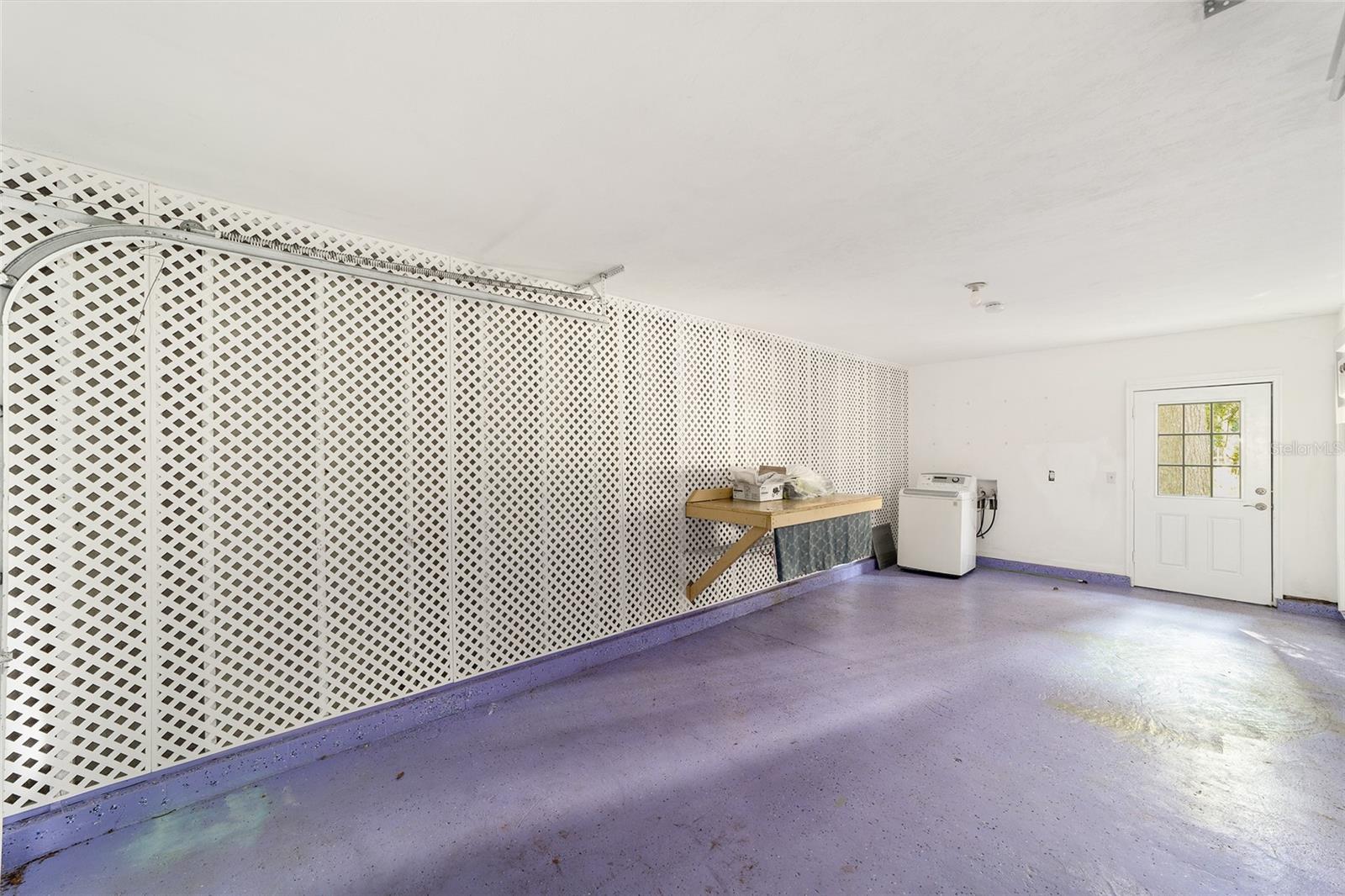 Image 21 of 35 For 16305 118th Place