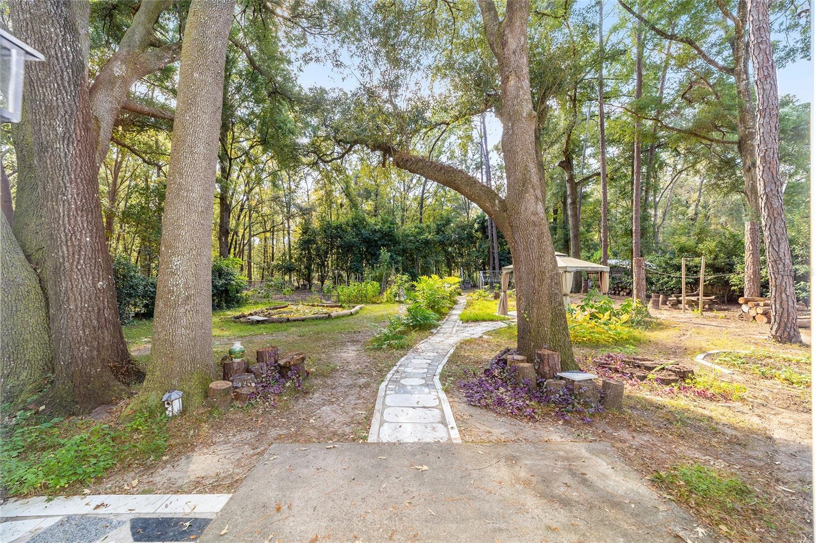 Image 25 of 35 For 16305 118th Place