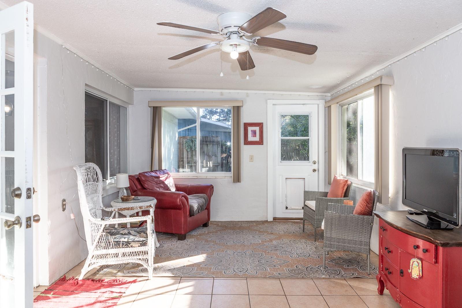 Image 16 of 29 For 6624 29th Terrace