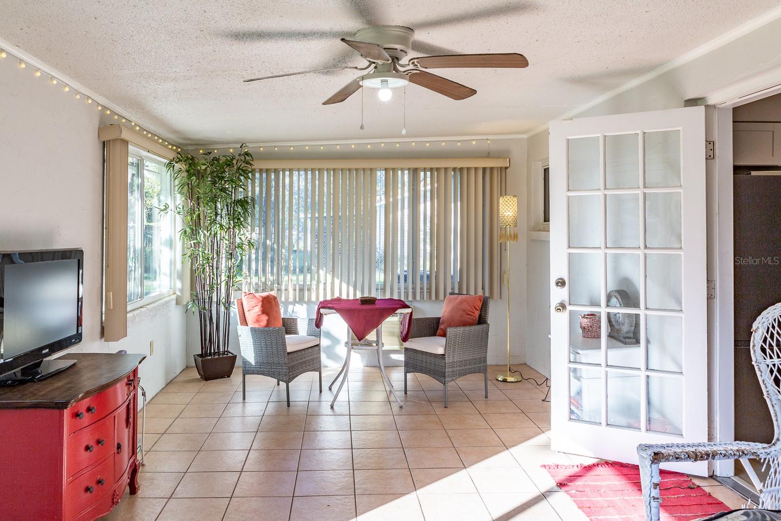 Image 17 of 29 For 6624 29th Terrace