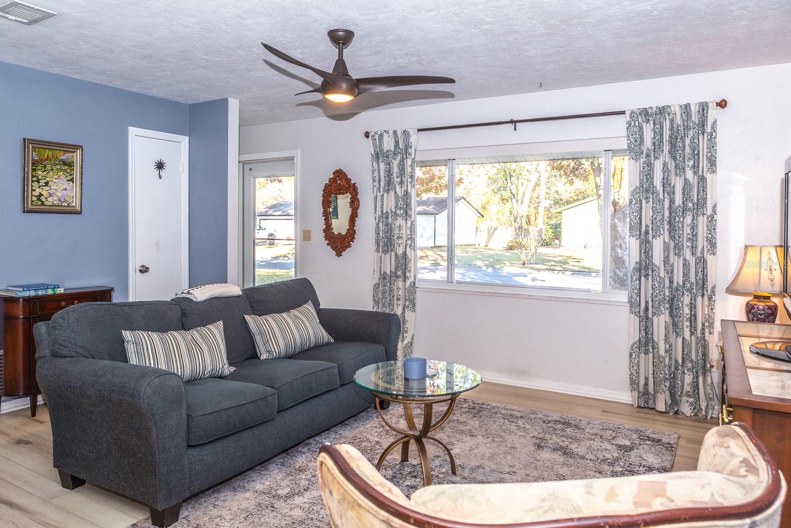 Image 3 of 29 For 6624 29th Terrace