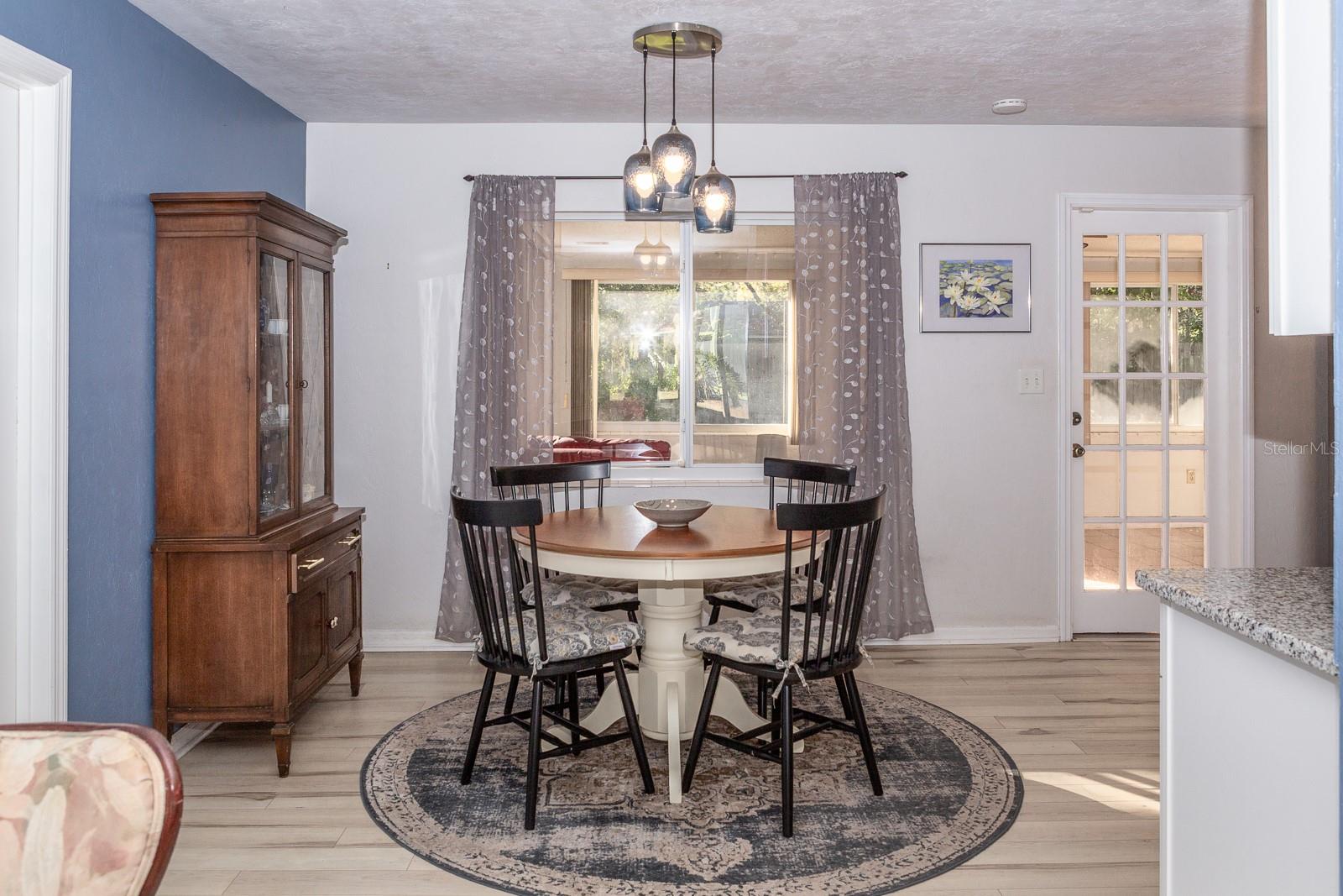 Image 6 of 29 For 6624 29th Terrace