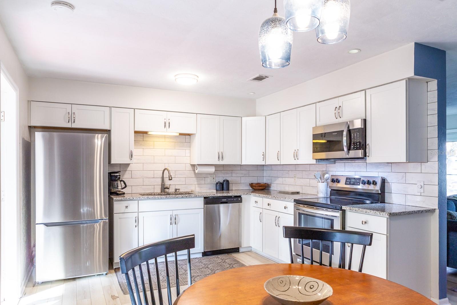 Image 7 of 29 For 6624 29th Terrace