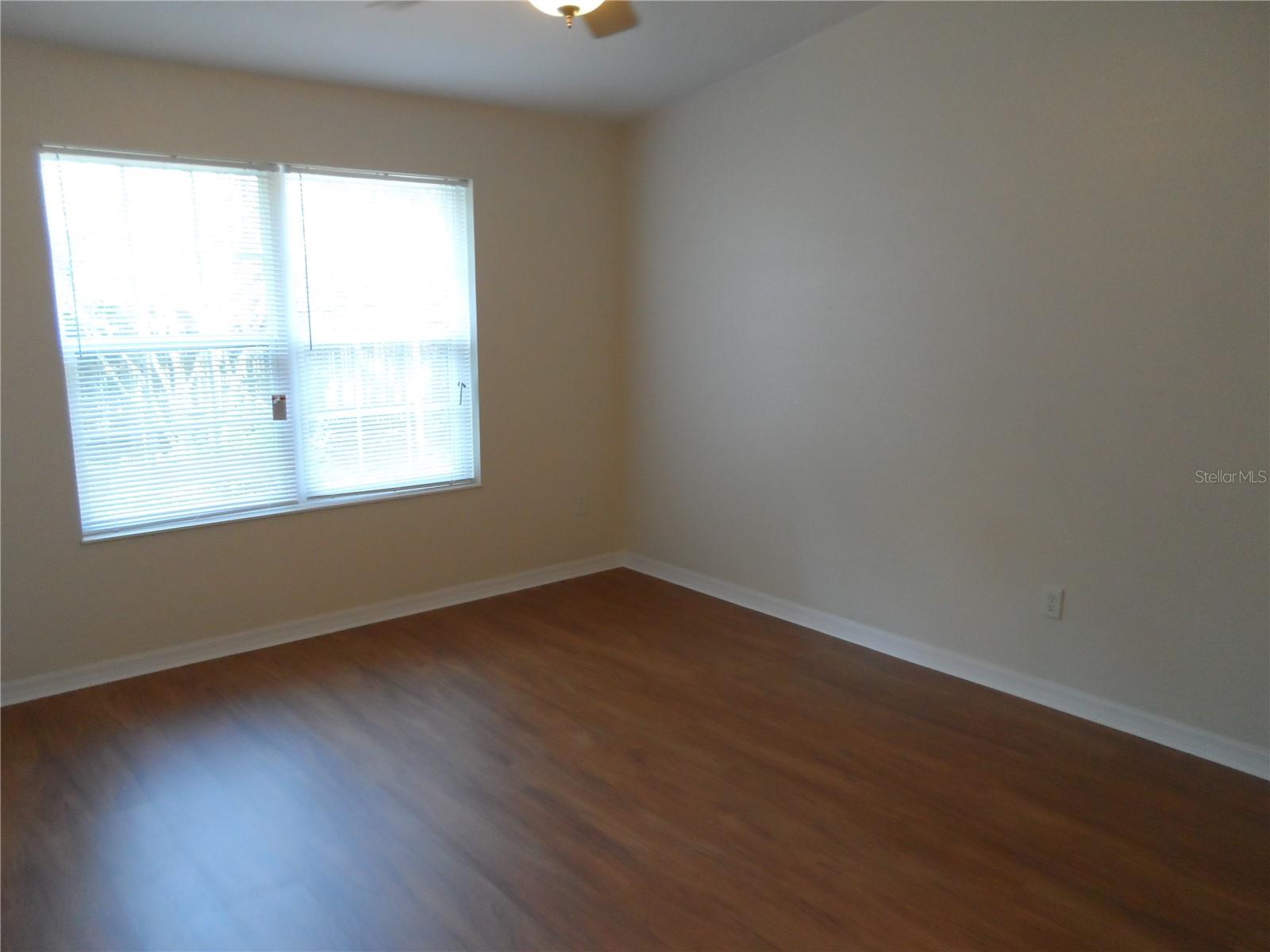 Image 10 of 16 For 1221 35th Avenue