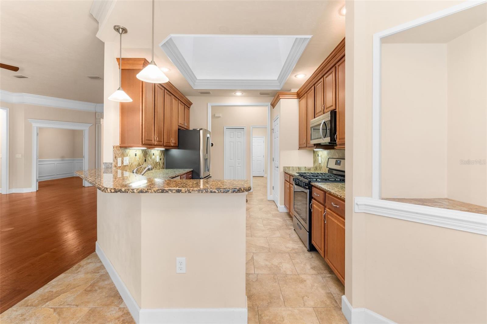 Image 8 of 37 For 8947 66th Place