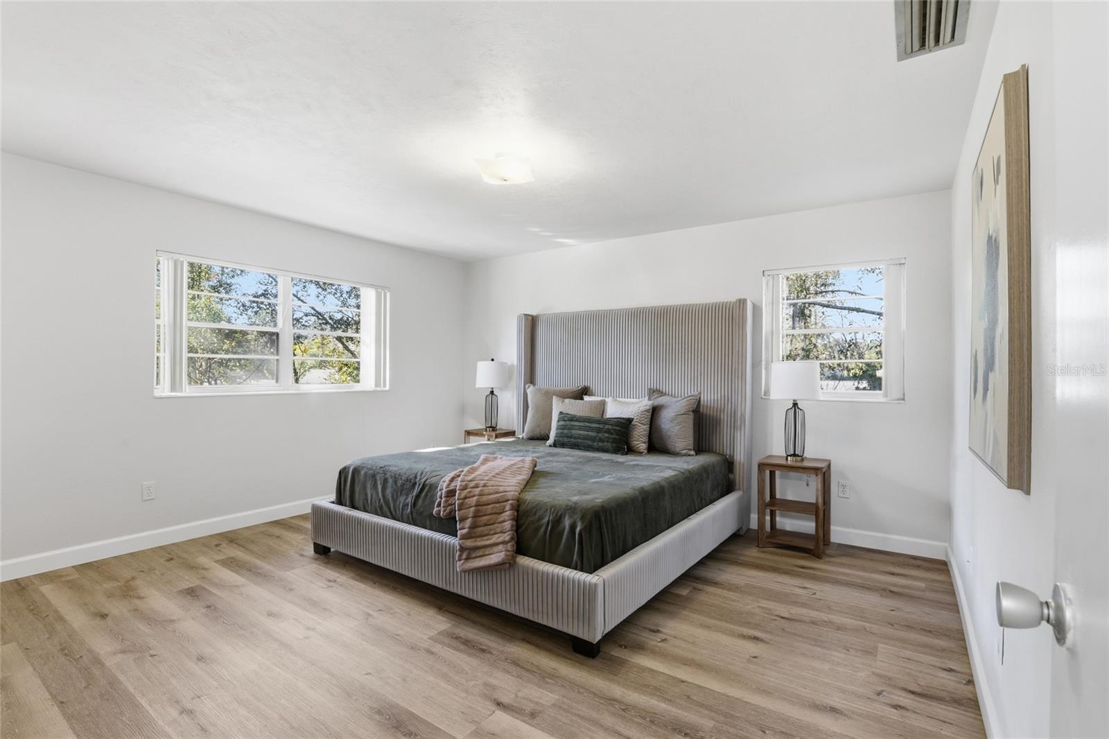 Image 11 of 21 For 4411 14th Place