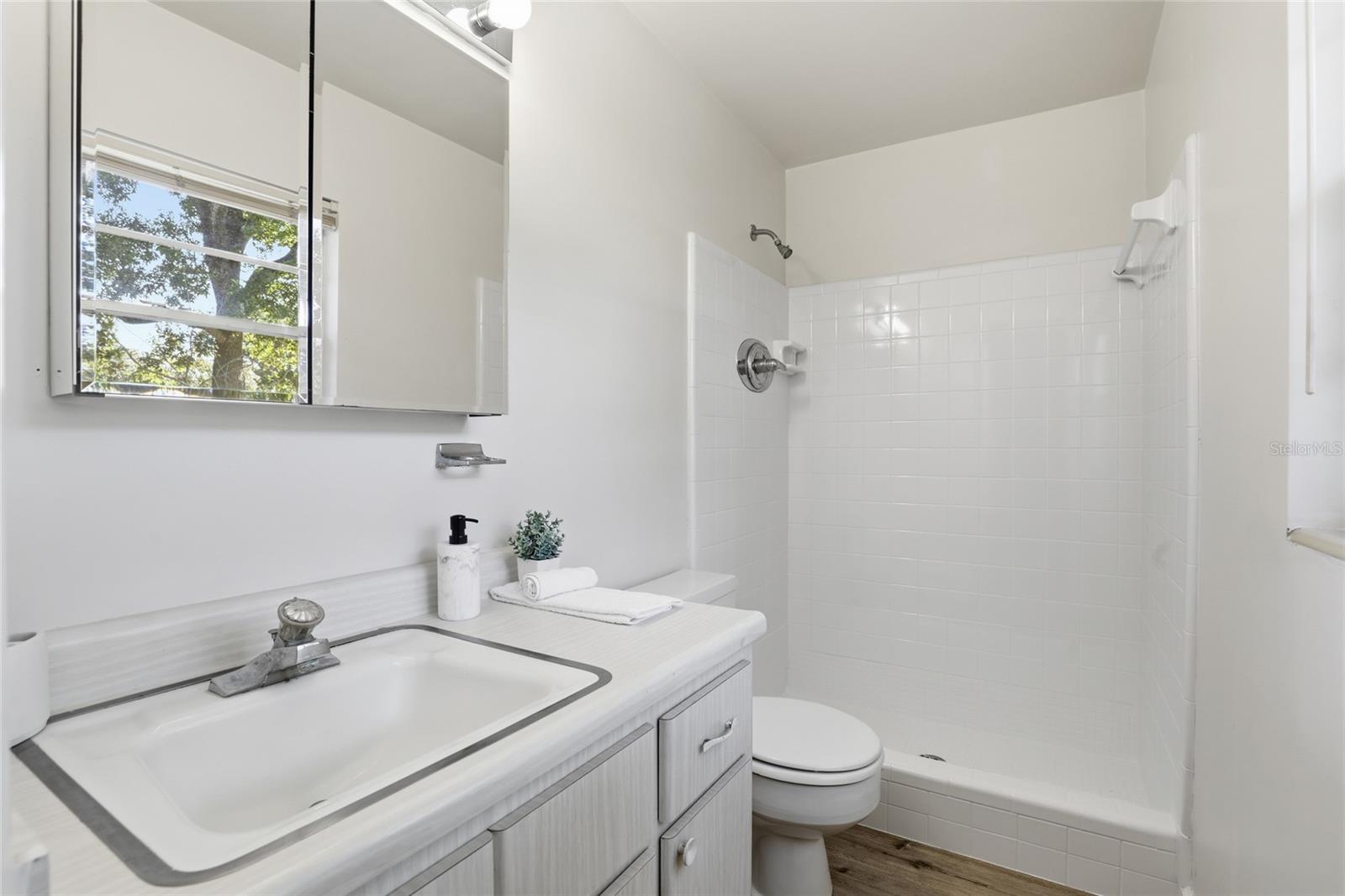 Image 13 of 21 For 4411 14th Place