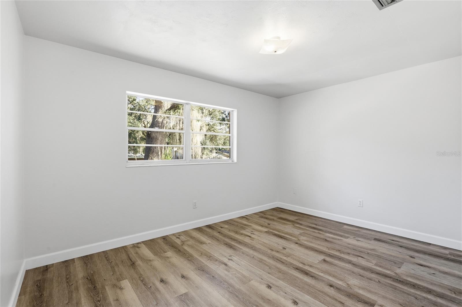 Image 15 of 21 For 4411 14th Place