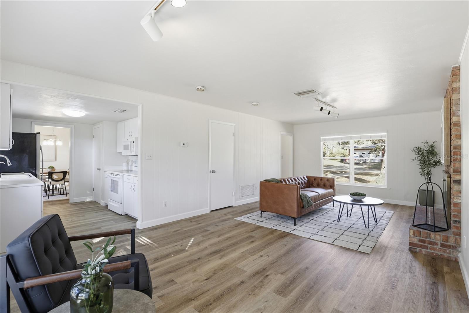 Image 6 of 21 For 4411 14th Place