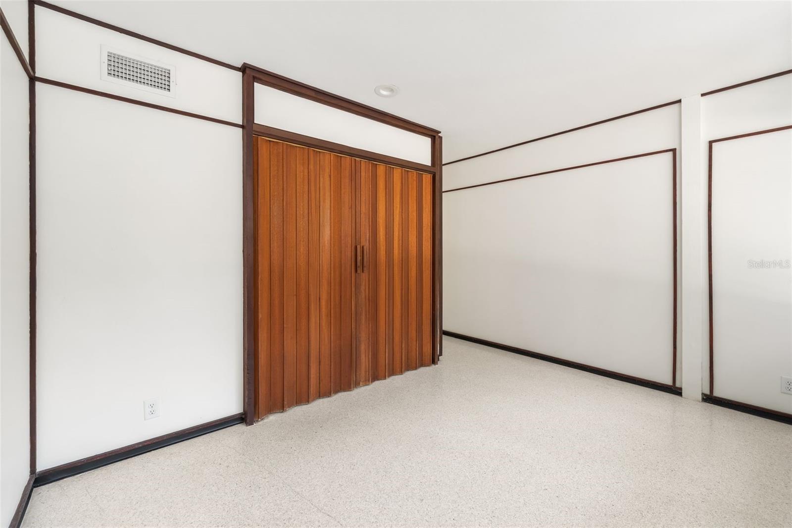 Image 35 of 44 For 1820 64th Way