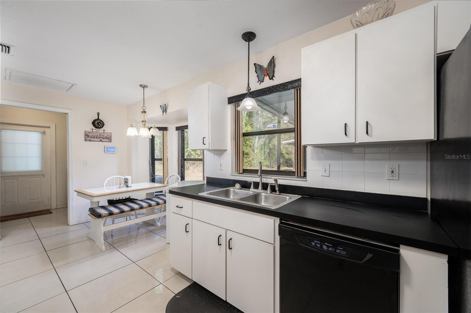 Image 10 of 39 For 10117 170th Street